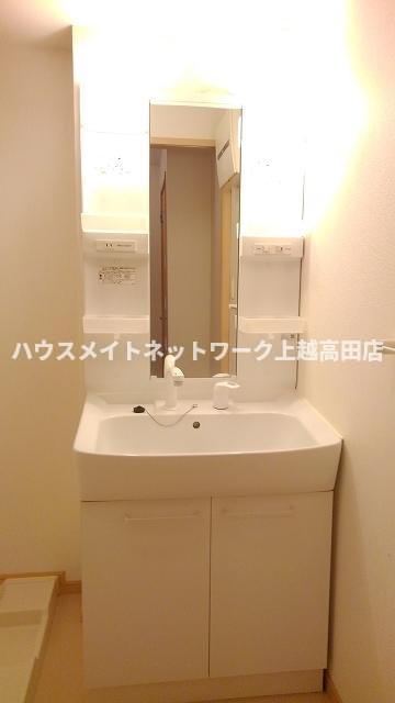 グランデ ソレイユⅡの独立洗面台|洗髪洗面化粧台
