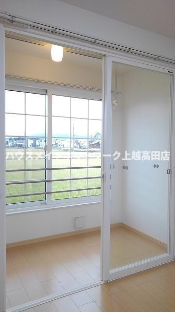 グランデ ソレイユⅡのバルコニー|サンルーム