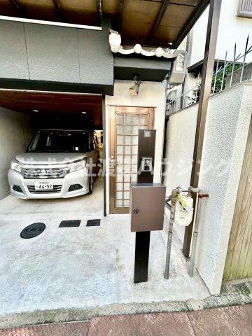 上小阪2丁目一戸建の玄関