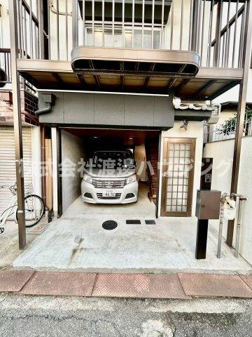 上小阪2丁目一戸建の駐車場|高さ202cm、幅224cm