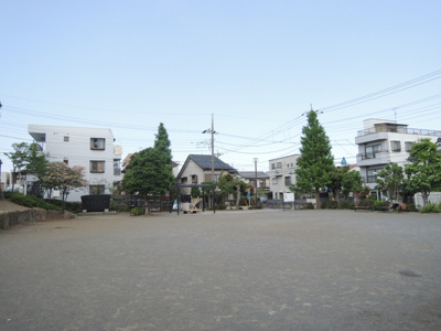 大東南児童公園まで100ｍ