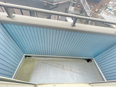 【バルコニー】レパード板戸