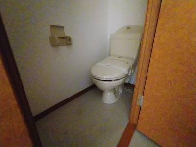 【その他】 | レオパレスホワイトコート高田西 | 温水洗浄便座付き