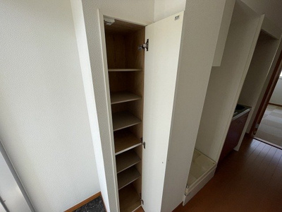 【内装】 | レオパレスフォレスト彩 | シューズBOX