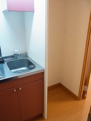 【キッチン】 | レオパレスフォレスト彩 | 冷蔵庫置場