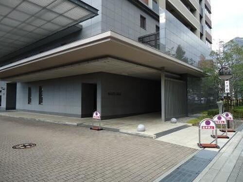 ローレルタワーサンクタス梅田のエントランス|エントランス