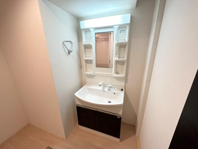 ジュピターの洗面所|洗髪洗面化粧台