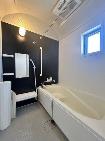 平塚市徳延　中古戸建の浴室|きれいなお風呂です