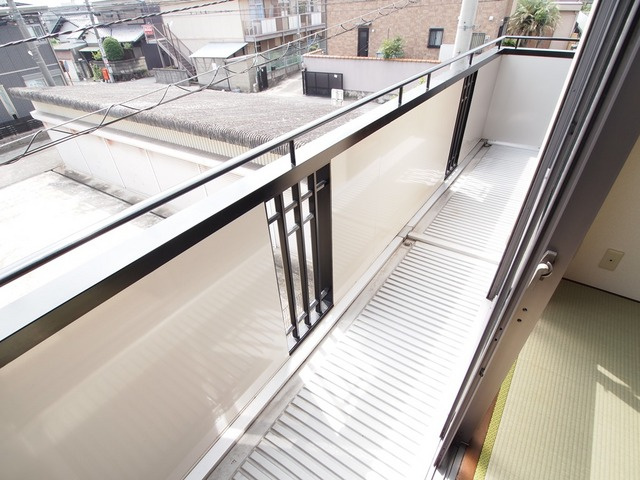 Happiness2番館のバルコニー