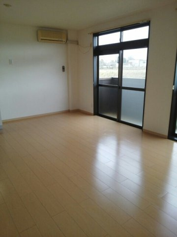 リバーサイド・ヴィラＡの内装|物件の内装です