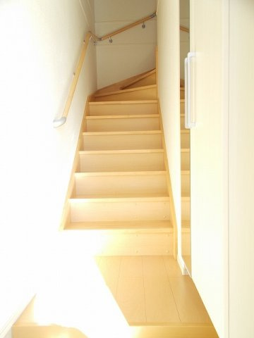 ネオ　サガロ　カクタスの玄関|きれいな玄関です