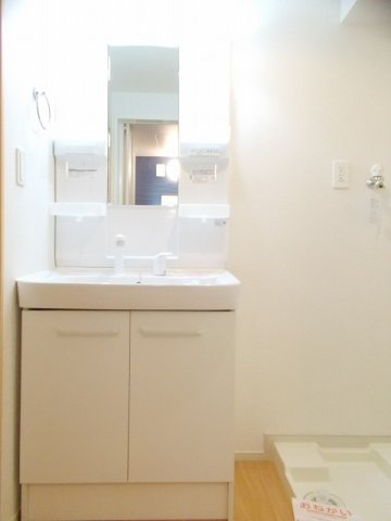 ネオ　サガロ　カクタスの洗面所|ゆったりとスペースのある洗面所