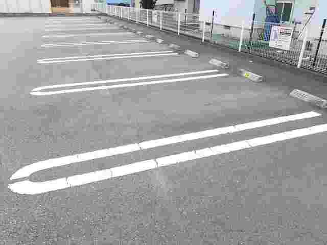 パインの駐車場|駐車場があります