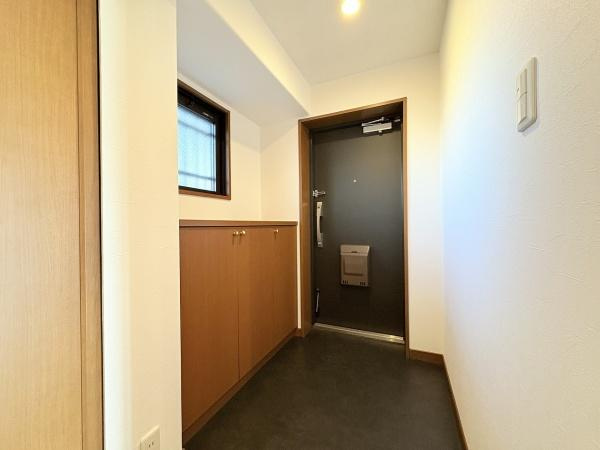 【玄関】 | レジデンス羽衣ガーデンスクエア　中古マンション