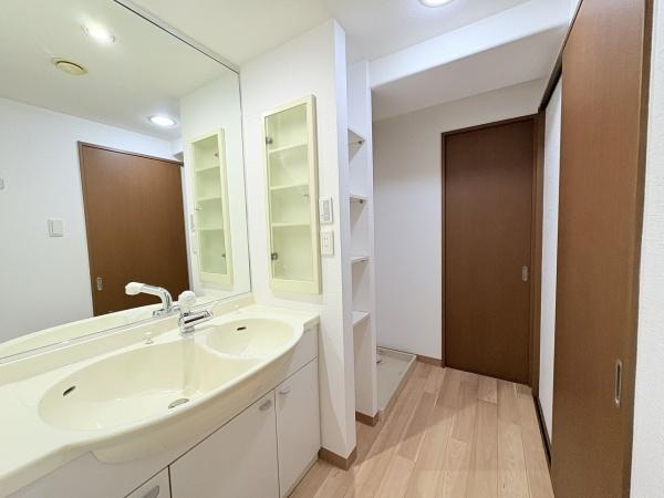 【独立洗面台】 | レジデンス羽衣ガーデンスクエア　中古マンション