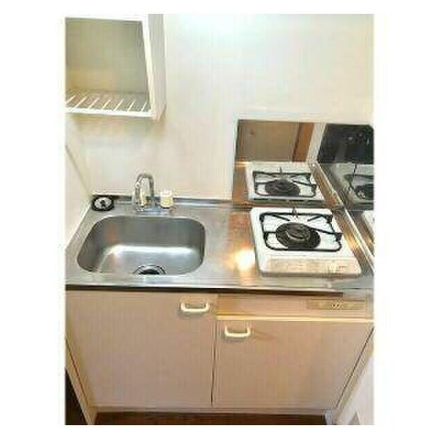 羽島市足近町市場のアパートのキッチン