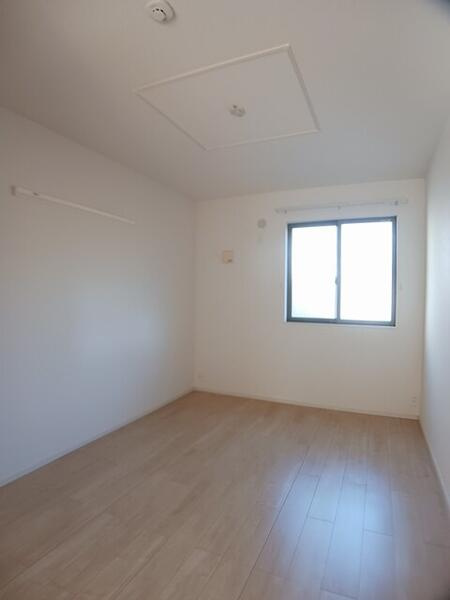 グランプラシードＢの和室