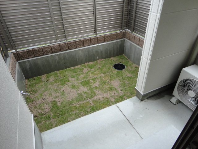 ヴァンベールのバルコニー|専用庭