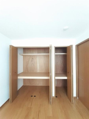 【洋室】 | ソレアード・プラーサＡ