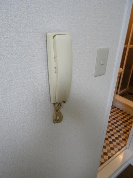 千島ビルのセキュリティ|★インターホン有ります★