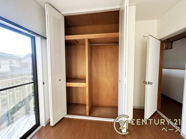 天理市二階堂上ノ庄町　一戸建の収納