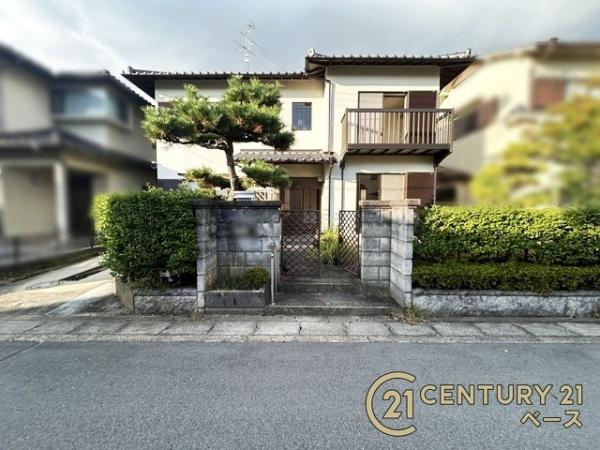 天理市二階堂上ノ庄町　一戸建の外観|２０２５年内装リフォーム済！約４９坪と広々とした邸宅です！お気軽にお問い合わせください！
