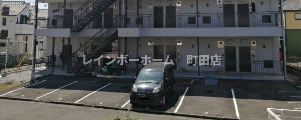 パークハイツ中島２※初期費用分割あと払いサービス利用可能物件の駐車場