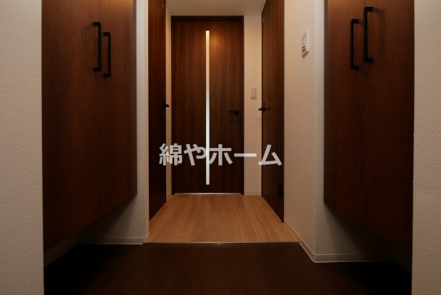 AFFLUENCE難波EASTの玄関|きれいな玄関です