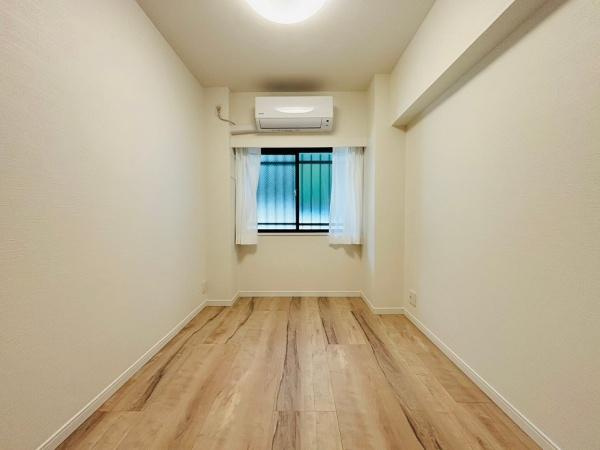 グローリア初穂湘南六浦の洋室|ご両親様が泊りに来られたときの、お部屋として使えるので安心ですね。