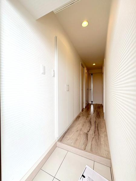 菊名マンションの玄関