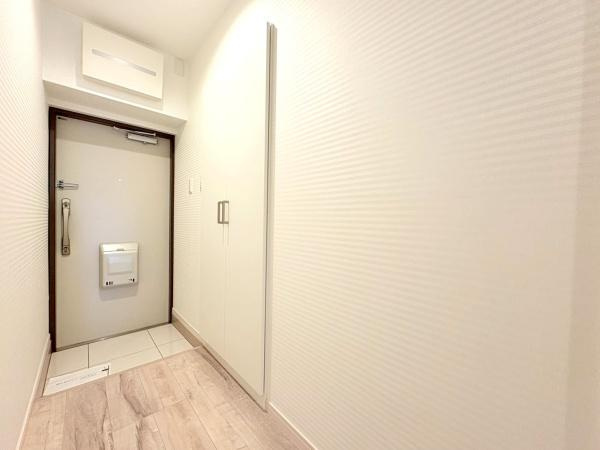 菊名マンションの玄関