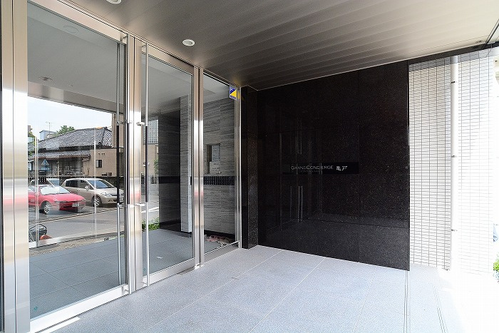 グランドコンシェルジュ亀戸のエントランス