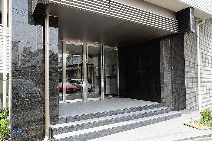 グランドコンシェルジュ亀戸のエントランス