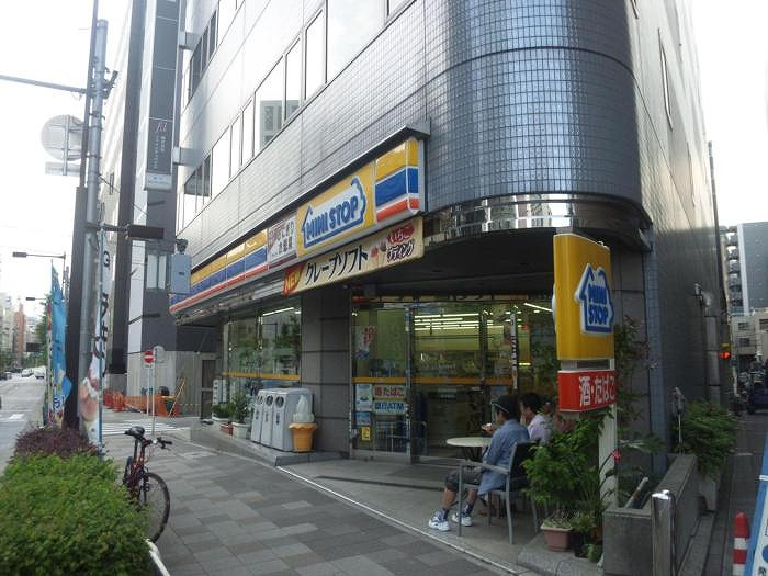 ステージグランデ茅場町の周辺|ミニストップ新川1丁目店 63m