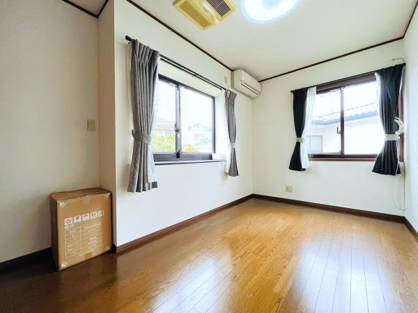 大和市草柳２丁目の中古一戸建の洋室