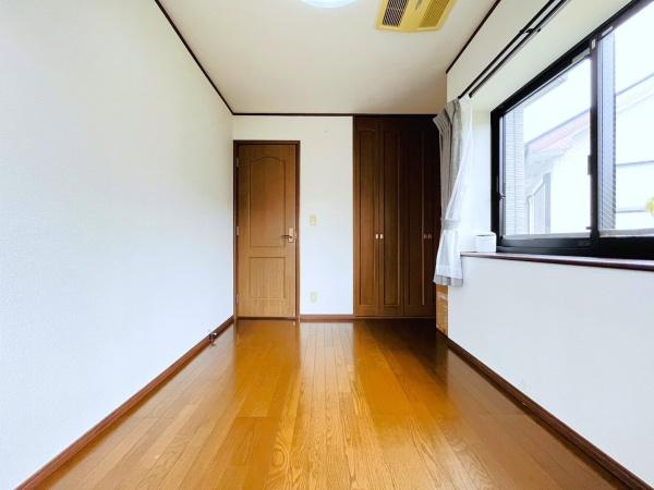 大和市草柳２丁目の中古一戸建の洋室