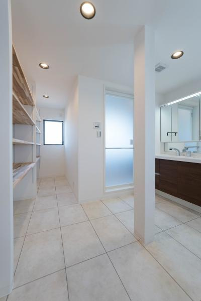 横浜市旭区上白根２丁目の中古一戸建の独立洗面台