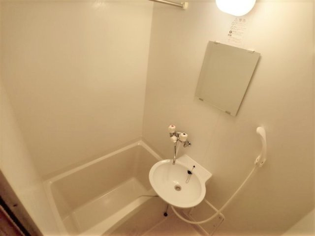 【浴室】 | レオパレス柳川駅前 | 設備・使用は号室により異なる為、現況を優先致します。
