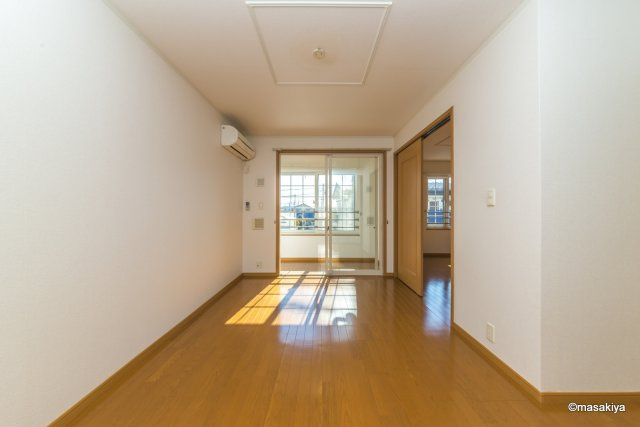 ディアコートの居間・リビング