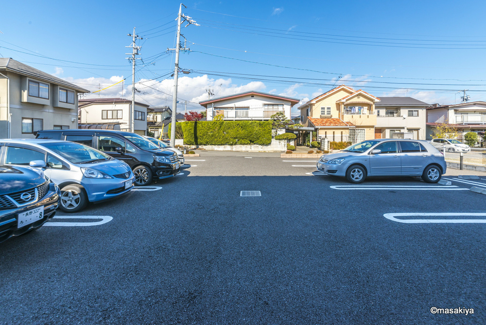 ディアコートの駐車場|駐車場　2台目可能です。