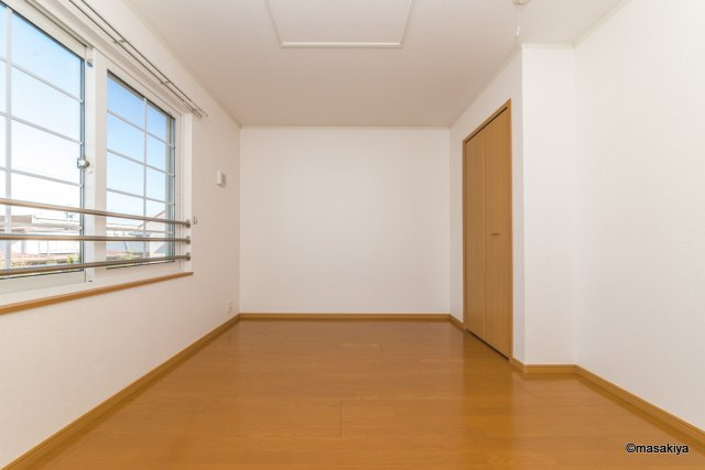 ディアコートの寝室|ベッドルーム