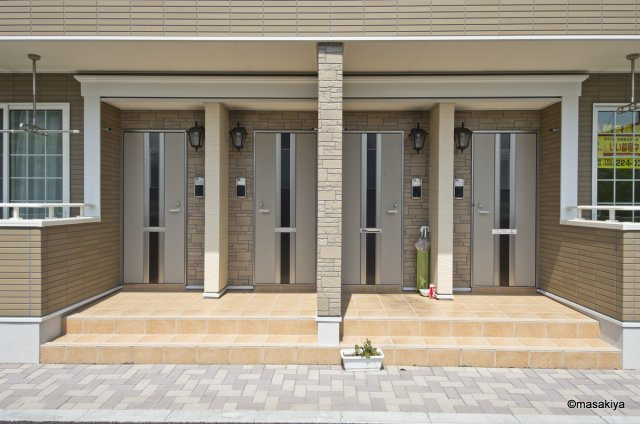 メゾンモビリアのエントランス|エントランス