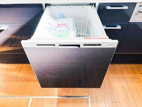 横浜市旭区白根５丁目の中古一戸建のその他|便利設備の食器洗浄乾燥機を完備です！