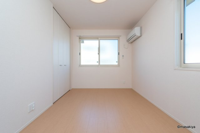 B-FLATの居間・リビング