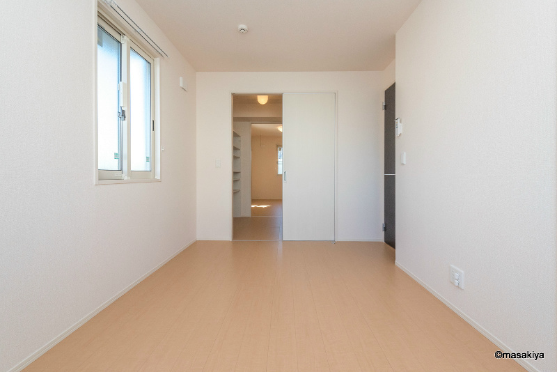 B-FLATの寝室|ベッドルーム