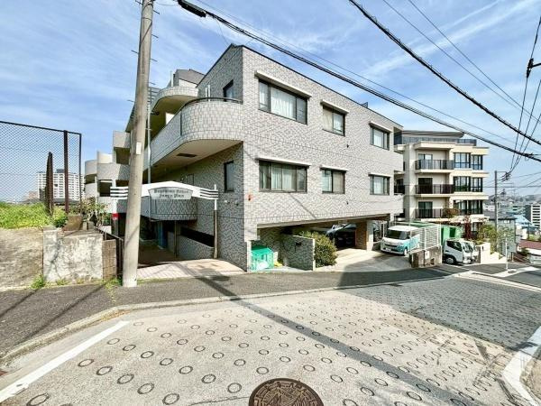 野毛山公園三和プラザ