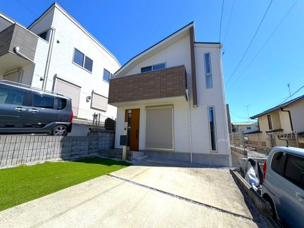 横浜市神奈川区三ツ沢中町の中古一戸建