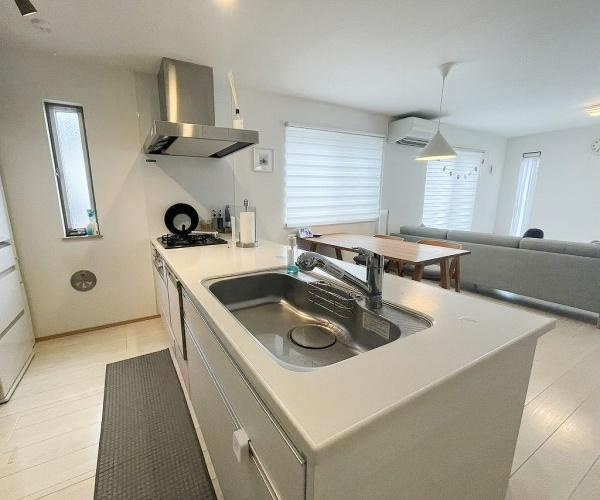 横浜市神奈川区三ツ沢中町の中古一戸建のキッチン