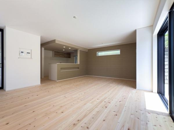 横浜市栄区庄戸１丁目の新築一戸建の居間・リビング