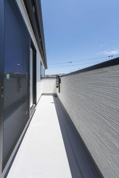 横浜市南区永田東２丁目の新築一戸建のバルコニー